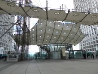 Tag 2 07.04.2023 Entdeckerspaziergang, La grande Arche, La Défense
