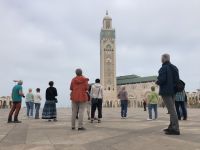 Eberhardt Travel Reisegruppe bestaunt Hassan II. Moschee