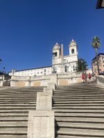 wir beginnen an der spanischen Treppe
