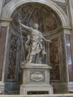 Petersdom: Heiliger Longinus