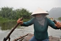 mit kräftigen Armen