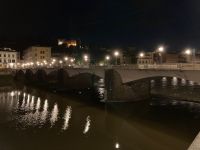 9. Reisetag – Stadtführung in Florenz am Abend – Arnobrücke bei Nacht