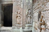 kunstvolle Reliefs
