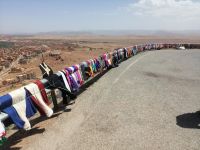 Straßenhändler bei Tinghir