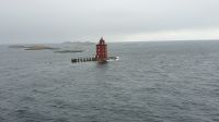 vorbei am Leuchtturm Kjeungskjær