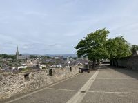4. Reisetag – Ausflug nach Nordirland – Spaziergang auf der Stadtmauer von Derry – Promenade