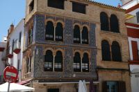 Hausfassade am San Fernando Platz