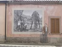 Hier wird mit der Perspektive gespielt. 