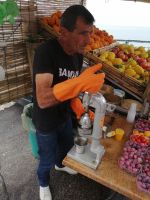 frisch gepresster Saft an der Costa dAmalfi