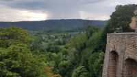 Regenwolke nahe von Moustiéres Sainte Marie