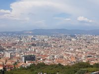 Blick von Notre Dame de la Garde auf Marseille
