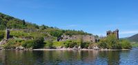 20230529 130918 Bootsfahrt auf dem Loch Ness mit Blick auf Urquhart Castle