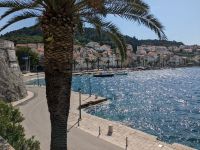 Blick auf den Hafen von Korcula