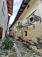 Mittelaltergasse in Smartno, Brda