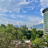 Aus Piramida Tirana.JPG