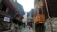 Zermatt - die ursprünglichen Speicher und Gebäude...