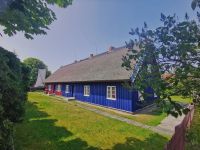 Postkarte pur - typisches Haus in Nida auf der Kurischen Nehrung