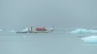 Rundreise Island - Bootsfahrt in der Gletscherlagune Jökulsarlon