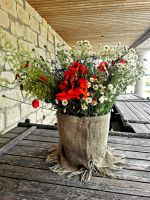 Blumendekoration im Windmühlenpark Angla, Saaremaa