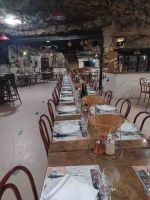 Höhlenrestaurant „Cave auf Fouées“