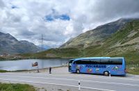 Unser Reisebus am Bernina-Pass