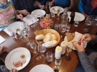 Krabbenessen während Schärenfahrt