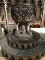 Trondheim - Nidaros-Dom - Taufstein aus Speckstein