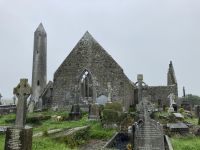 8. Reisetag – Burren & Klippen – Kilmacduagh Abbey und „Schiefer Turm“ von Irland