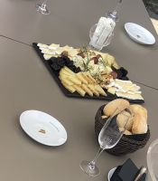Käseplatte & Sekt zum Abschluss des Tages