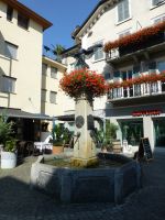 Ein Peruaner hob 1910 zum ersten Alpenflug von Brig nach Domodossola auf der italienischen Seite ab.