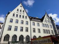 Tallin - Gildehäuser am Rathausplatz