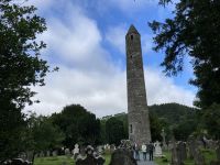 12. Reisetag – Ein Tag in den Wicklow Mountains – Wanderung in Glendalough – Rundturm