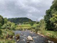 12. Reisetag – Ein Tag in den Wicklow Mountains – Wanderung in Glendalough – St Kevin‘s Kitchen & Rundturm