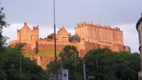 Edinburgh Castle in der Abendsonne 20230803 205706