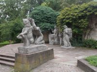 DSCN7539.JPG Speyer Kaiser vorm Dom