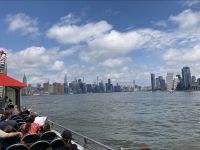 Die CIRCLE LINE Schiffsfahrt bietet herrliche Blicke auf Manhattan und das „neue Brooklyn“
