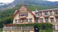Norangsdalen - Dorf Øye - Hotel Union von 1891 - Kaiser Wilhelm II. war gern zu Gast - er brachte weitere gekrönte Häupter mit