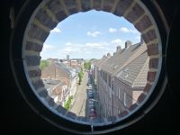Führung durch die Bosch-Brauerei in Maastricht, Dachfenster als Euleneinflugloch (Schutz gegen Mäuse)