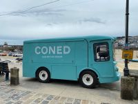 elektrischer Ex-Milkfloat, ein Milch- als Eiswagen