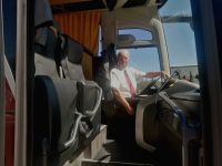 Jörg Demmrich ist unser Buschauffeur