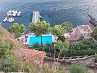 Sorrent Hotelpool und Badesteg