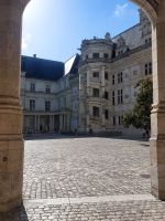 Châtau Royal de Blois - Innenhof mit drei verschiedenen Flügeln