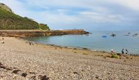 Steine sammeln in der Boley Bay