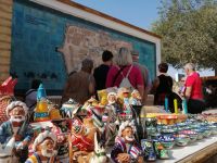 Beginn der Stadtführung am Stadtplan von Chiva