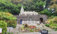 Inselrundfahrt auf Guernsey - Ausflug zur Little Chapel