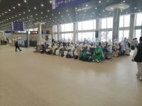 Eine usbekische Pilgerreisegruppe nach Mekka: für 10 Tage für ca. 1.500 USD