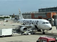 Es geht mit Sonderflug direkt nach Lamezia Therme…