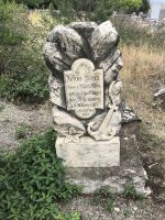 Auf dem Friedhof 1