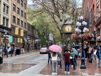 17. Reisetag – Von Victoria nach Vancouver – Stadtrundfahrt in Vancouver – Dampfuhr in Gastown