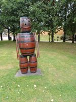 am Eingang der Cooperage